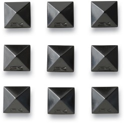 PYRAMID STUDS Stomppad black