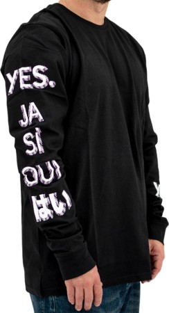 UNIVERSAL Longsleeve 2022 black 