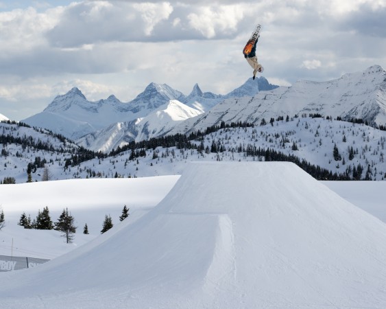 DYNAMO WIDE Snowboard 2025 