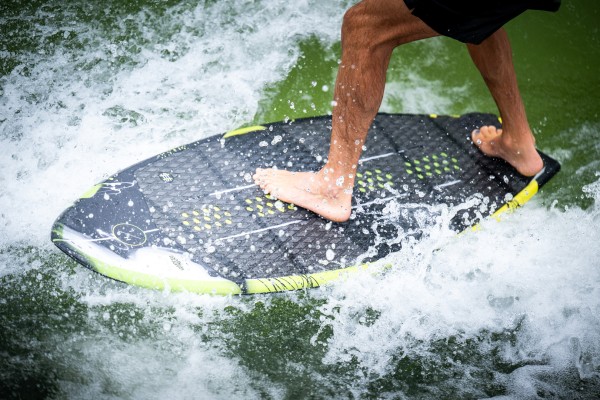 BROADCAST Wakesurfer 2026 