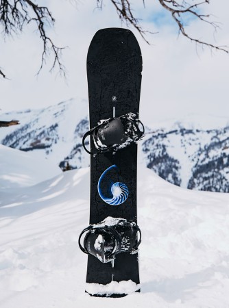 FT HOMETOWN HERO Snowboard 2026 xray 