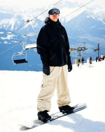 PARK Hose 2026 beige 