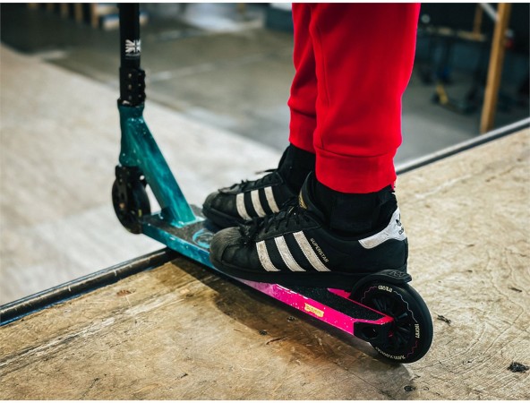 MISCHIEF Scooter 2025 nebula 