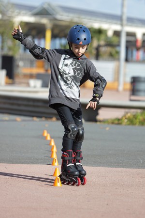 MICROBLADE FREE Inline Skate 2022 black/red 33-36,5