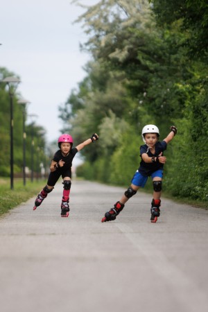 MICROBLADE Inline Skate 2025 black/red 