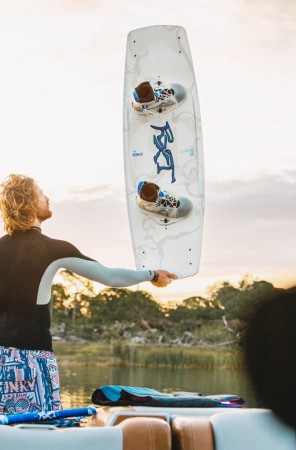 RXT BLACKOUT Wakeboard 2026 
