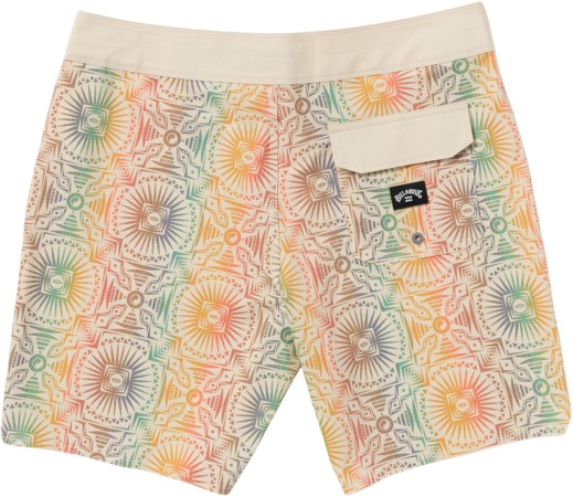 GOOD TIMES PRO 18.5 Boardshort 2025 desert sand 