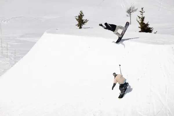 SKUNK APE WIDE Snowboard 2026 