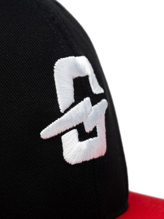 CAP Helm 2025 black/red 
