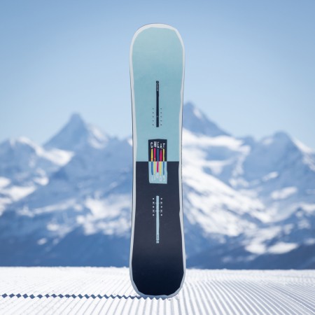 CHEAT CODE YOUTH Snowboard 2026 