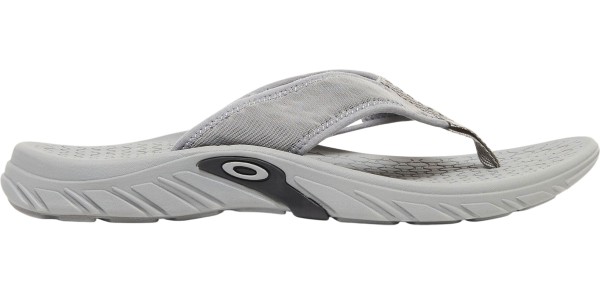 OPERATIVE Sandale 2026 cement 