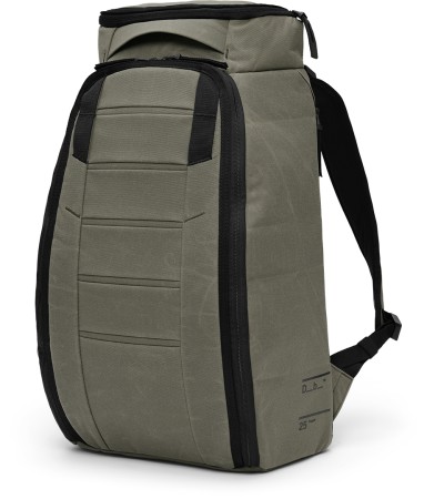 HUGGER 25L Backpack 2026 forest green 