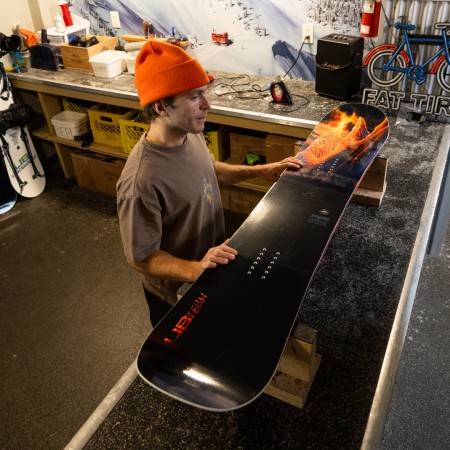 DYNAMO WIDE Snowboard 2025 