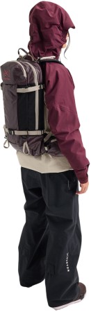 AK DISPATCHER 18 Rucksack 2027 rum raisin 