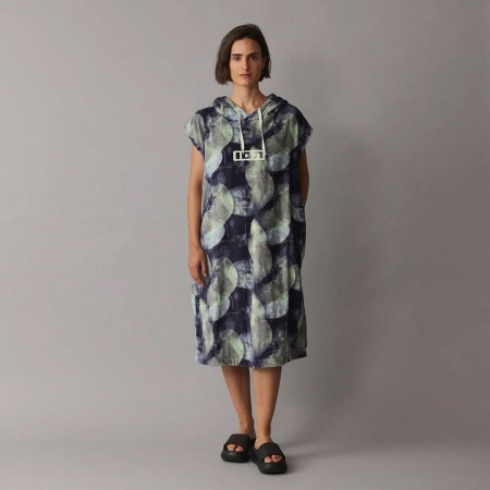 CORE LUMEN Poncho 2026 under water 