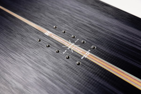 SQUASH Snowboard 2026 