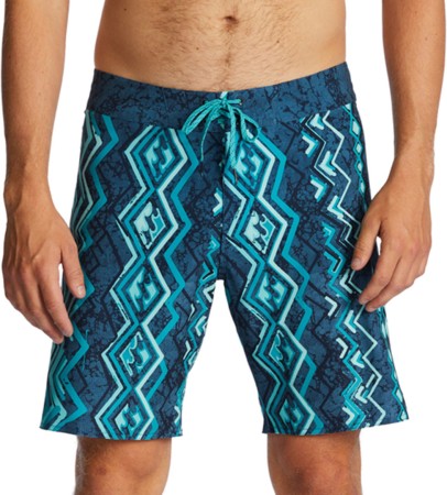 SUNDAYS 19 Boardshort 2023 blue haze 