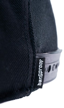 CAP Helm 2025 black/red 
