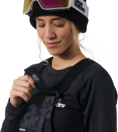 TILDA Hose 2026 black/floral cheetah 