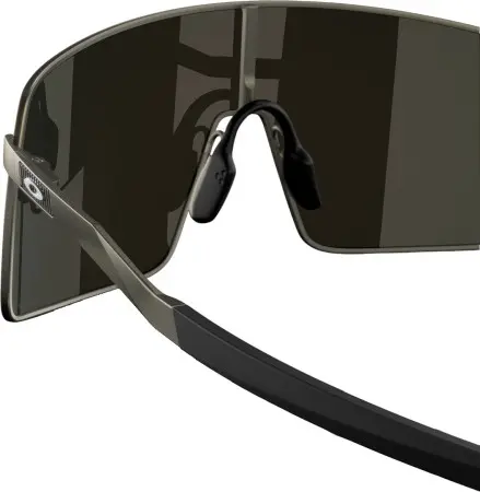 SUTRO TI Sonnenbrille satin carbon/prizm ruby 