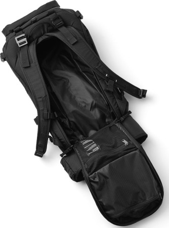 SNOW PRO 25L Backpack 2025 black out 