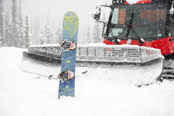 FROSTING Snowboard 2025 