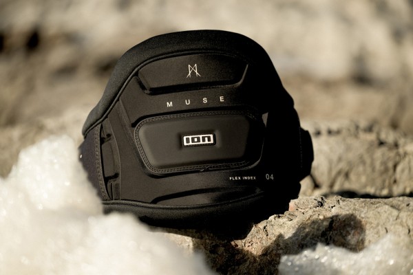 MUSE Trapez 2025 black 