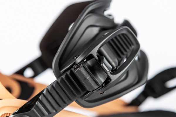 TALENT Bindung 2026 coral 