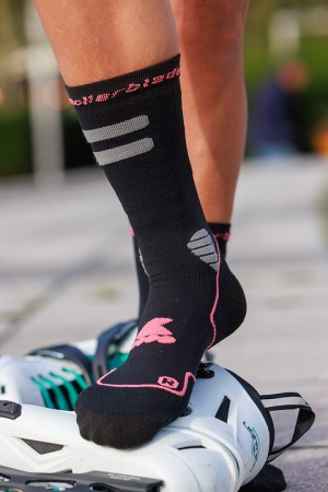 HIGH PERFORMANCE Socks 2026 black/coral 