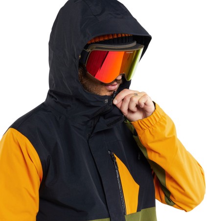 L INSULATED GORE-TEX Jacket 2024 gold 