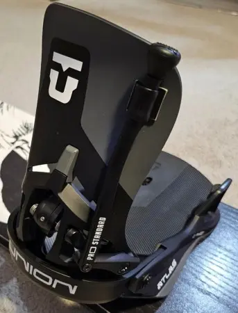 STEP ON QUICK RELEASE Push Button rechts 