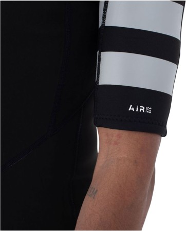 AIR 2/2 CHEST ZIP Shorty 2025 black 