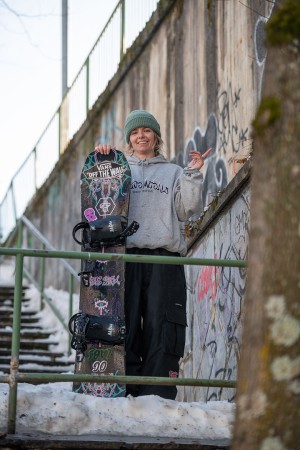 MENACE Snowboard 2025 