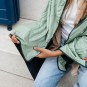 Artikelbild 4 des Artikels “NECKPACK 3in1 2.0 Nackenkissen + Decke 2027 jasper/tree green “