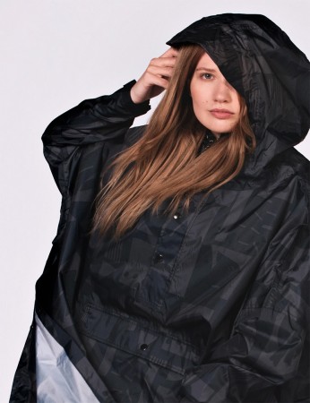 BACK TO BLACK ART CAMO Rainponcho 