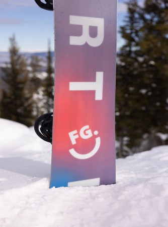 FEELGOOD FLYING V Snowboard 2025 