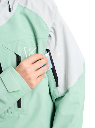 AK GORE TEX VELOCITY ANORAK Jacket 2026 soft sage/grey cloud 
