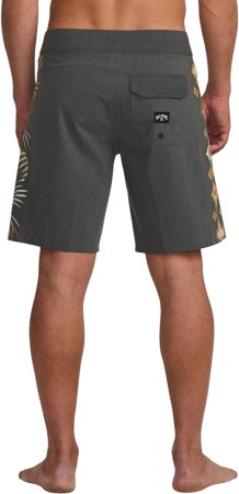D BAH PRO 18.5 Boardshort 2025 raven 