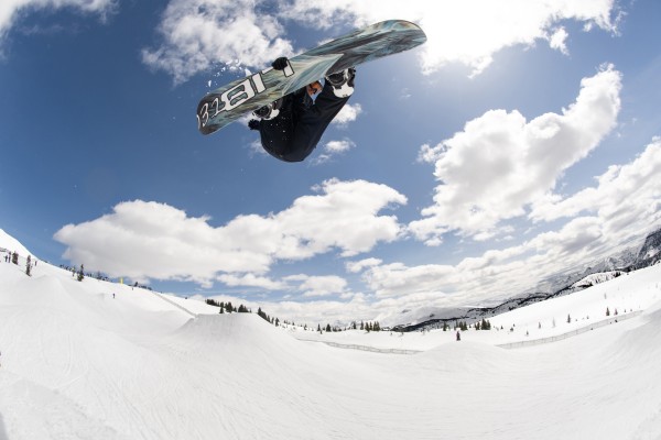 DYNAMO WIDE Snowboard 2026 