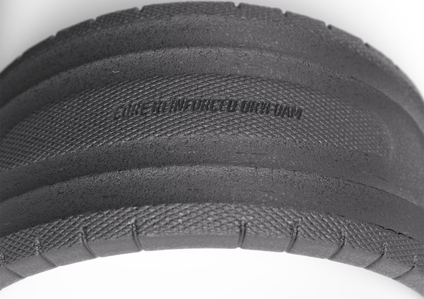 FOILBOARD V-SHAPE FOOTSTRAP 2027 black 