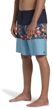 TRIBONG PRO 18 Boardshort 2024 coastal 