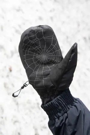 GHOUL Fäustling 2026 black 