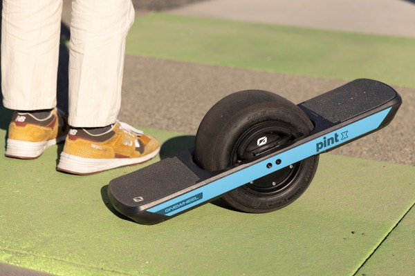 ONEWHEEL PINT X powder blue 