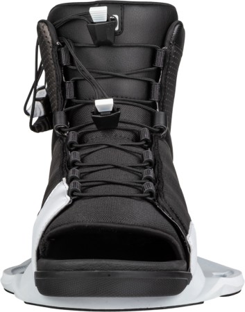 DISTRICT MODELLO 2026 inkl. DISTRICT Boots 
