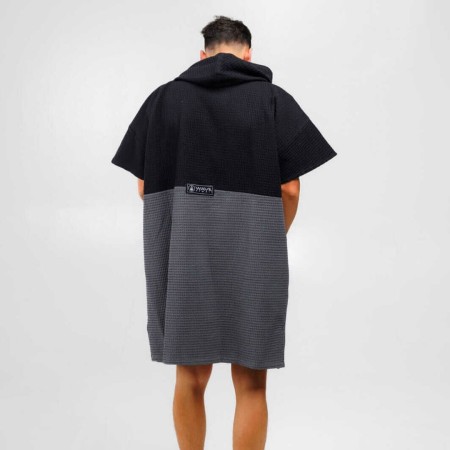 TRAVEL EL YAQUE Poncho 2026 
