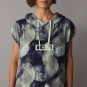 Product image 5 of the product “CORE LUMEN Poncho 2026 under water L”