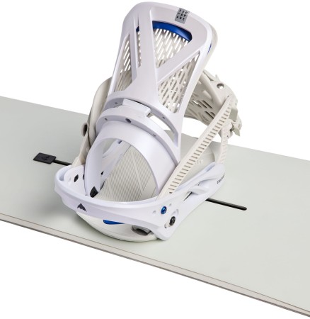 ESCAPADE Binding 2025 white 