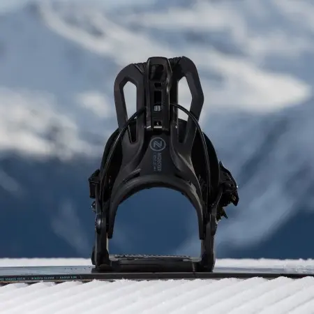 FLOW NEXUS Bindung 2026 black 