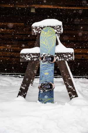 FROSTING Snowboard 2025 