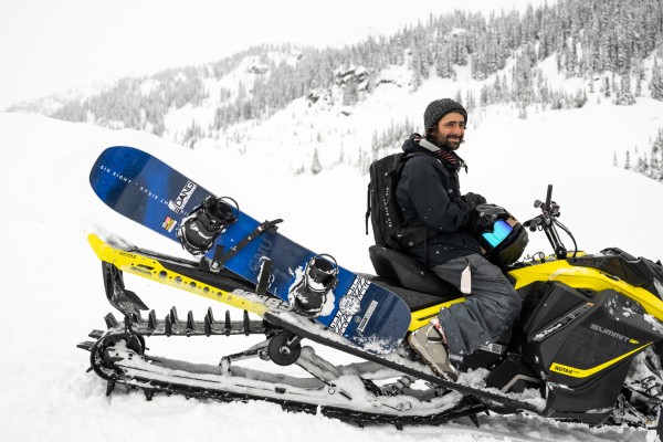 BANKED COUNTRY Snowboard 2026 